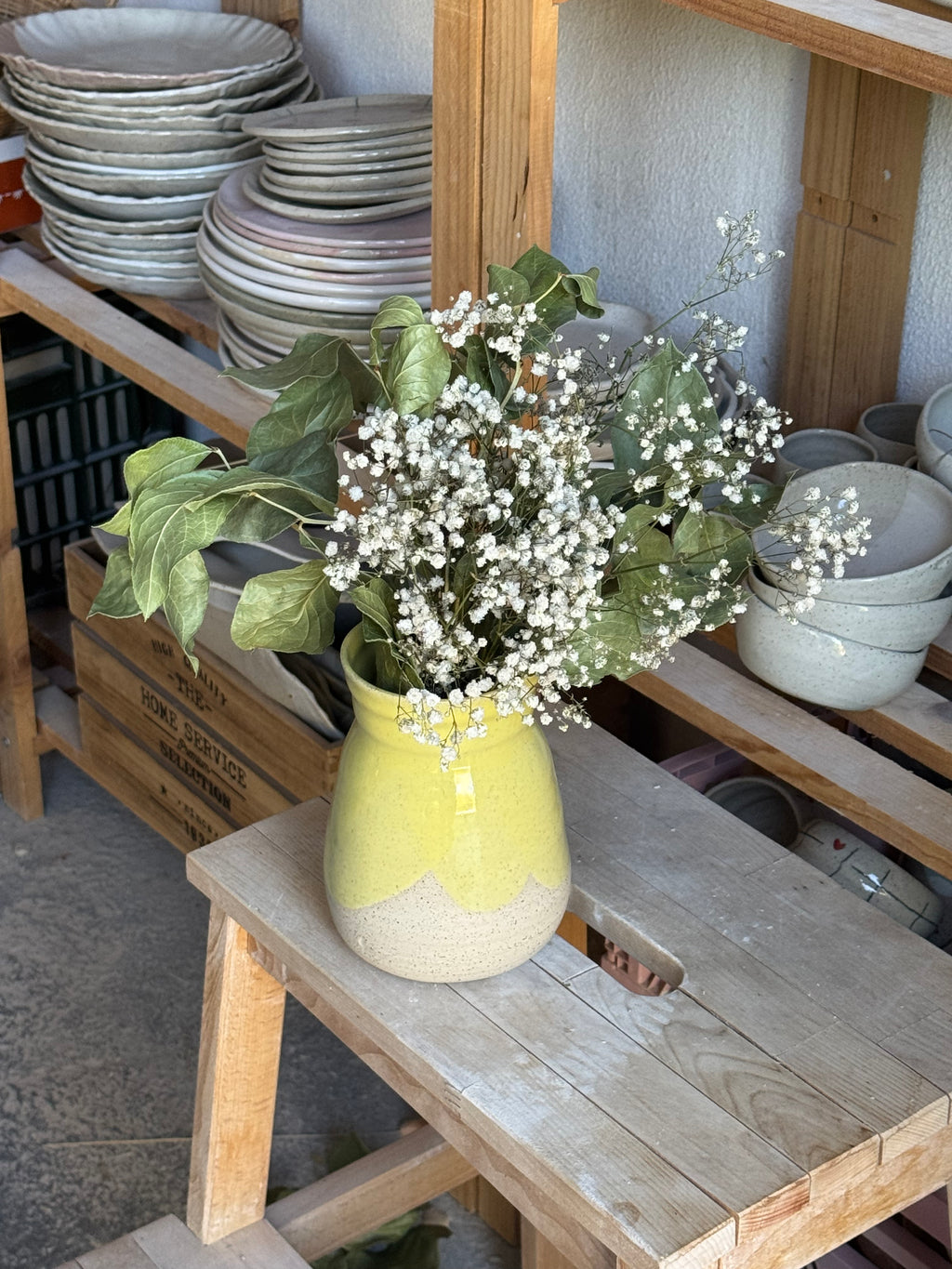 Vase jaune